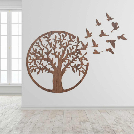 Holzgeschnitztes Gemälde „Baum des Lebens“ mit Naturmotiv im Wohnzimmer