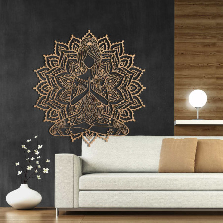Designer-Mandala aus Holz mit Yoga-Motiv – 3D-Wanddekoration für das Wohnzimmer mit harmonischer Wirkung.