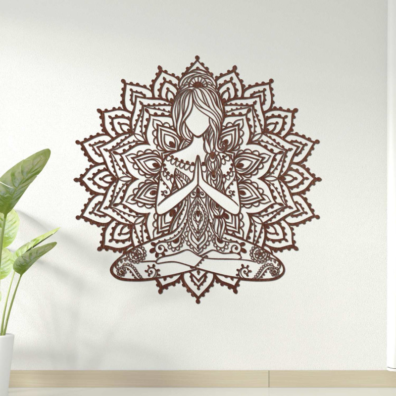 Designer-Mandala aus Holz mit Yoga-Motiv – 3D-Wanddekoration für das Wohnzimmer mit harmonischer Wirkung.