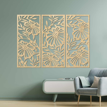 Dreiteiliges Holzblumenbild – elegante Wanddekoration für ein modernes Interieur.