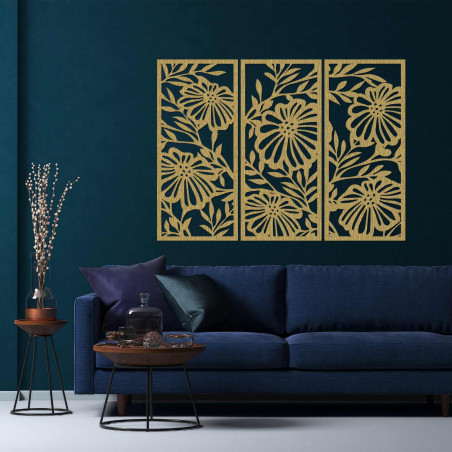 Dreiteiliges Holzblumenbild – elegante Wanddekoration für ein modernes Interieur.