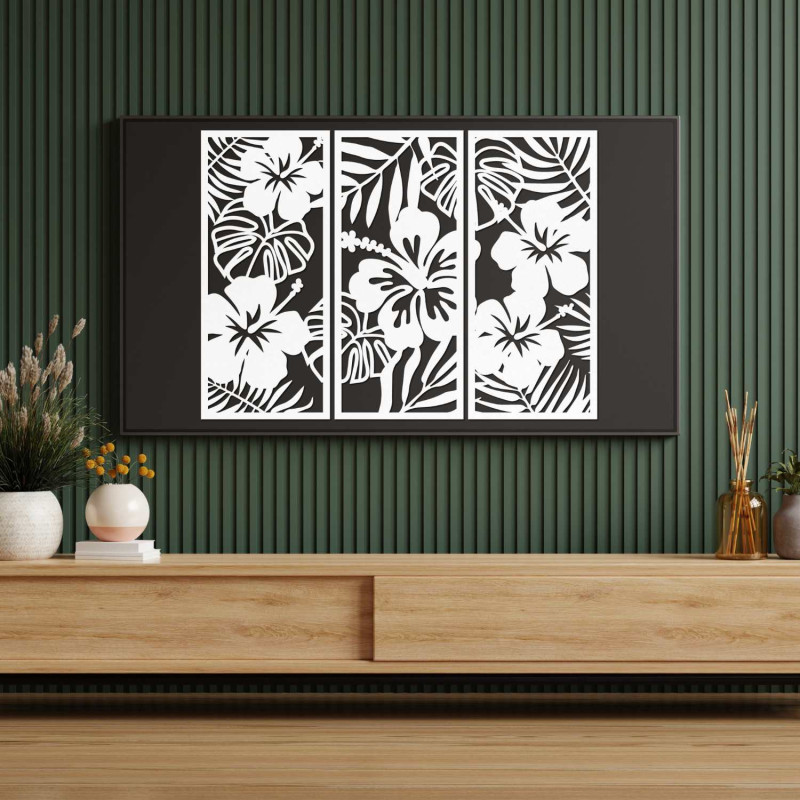 Wanddekoration aus Holz: Exotische Blumen und Blätter