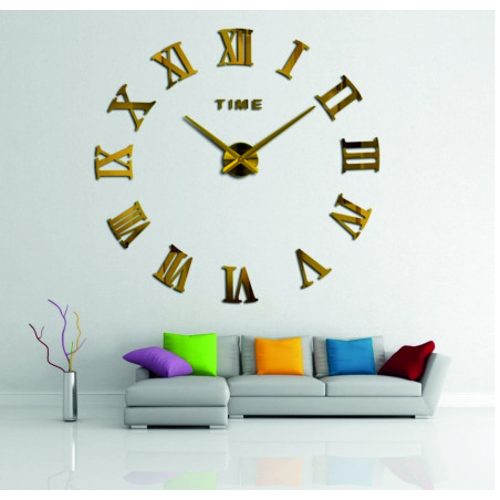Wanduhr mit aufgeklebten römischen Ziffern - OLIVA