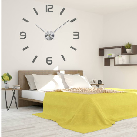 Minimalistische DIY-Uhr an einer Betonwand mit dekorativen roten Vasen