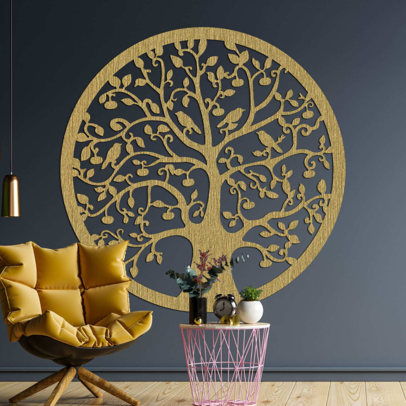 Modernes, geschnitztes Holzbild mit dem Motiv des Lebensbaums für das Wohnzimmer.