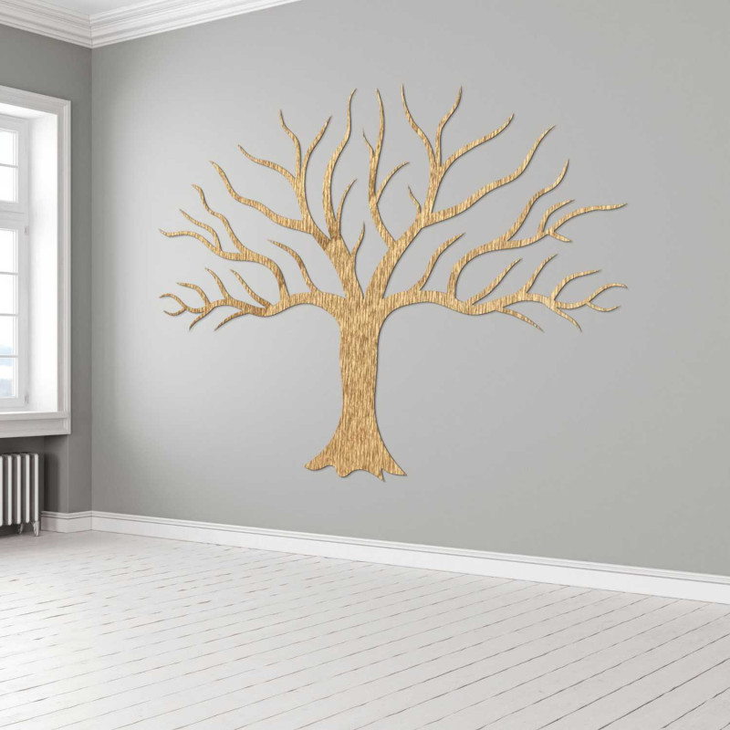 Ein präzise geschnitzter Holzbaum passt hervorragend in eine moderne Wohneinrichtung.