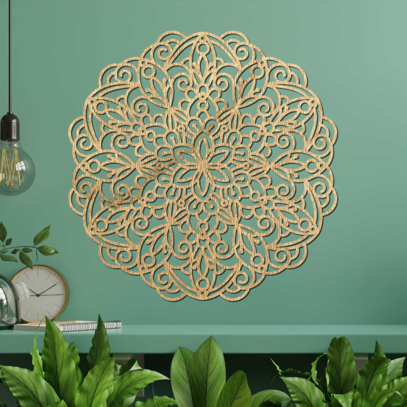 Luxuriöse Mandala-Dekorationen aus Holz verleihen dem Raum Ruhe und Eleganz.