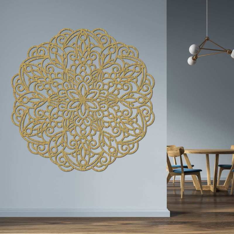 Luxuriöse Mandala-Dekorationen aus Holz verleihen dem Raum Ruhe und Eleganz.