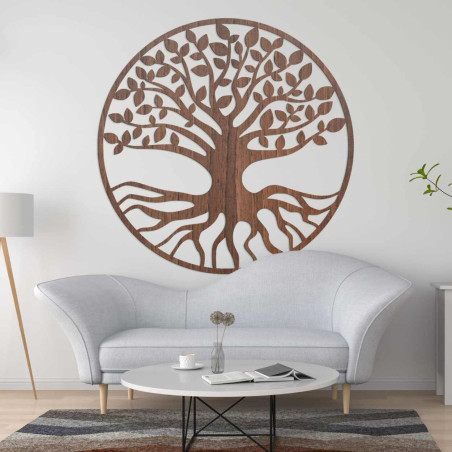 Designer-Lebensbaum aus Holz mit detaillierten Wurzeln und Blättern
