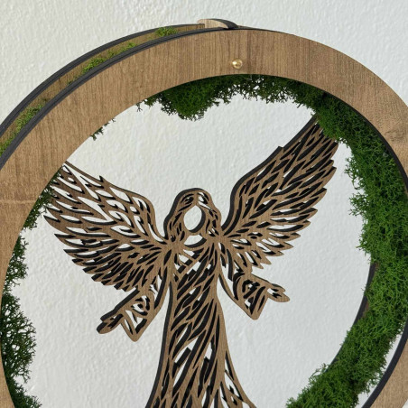 LED-Engel mit Moos – Lichtdekoration aus Holz | GRACE