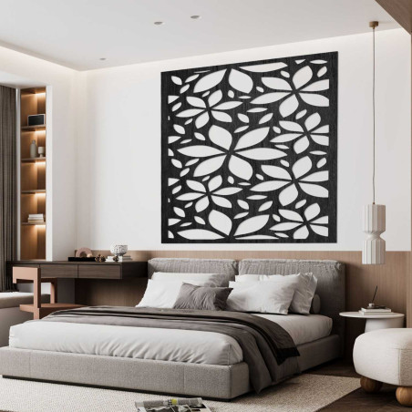 Wanddekoration aus Holz mit einem abstrakten Motiv aus Blumen und Blättern