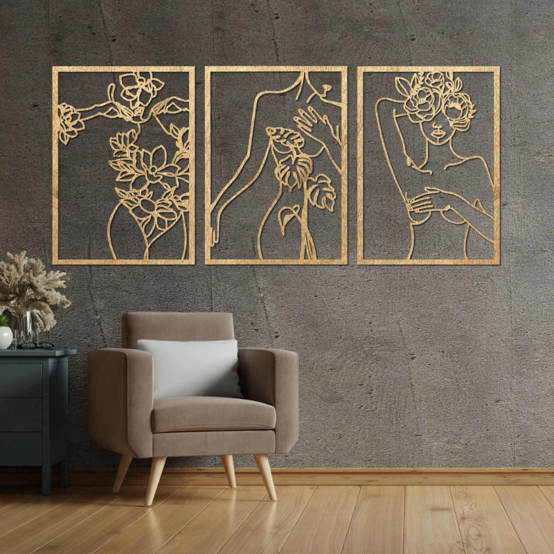 Elegantes dreiteiliges Gemälde einer Frau mit floralen Elementen an der Wand