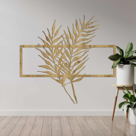 Elegante Wanddekoration mit tropischen Palmenblättern