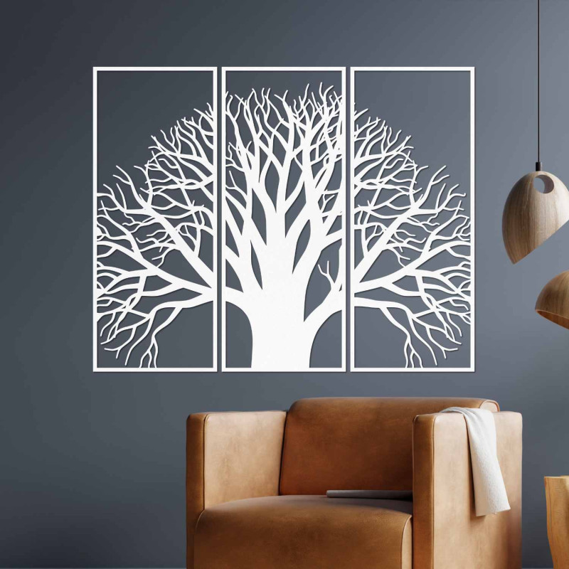 Moderne Holzdekoration, die den majestätischen Baum des Lebens darstellt.
