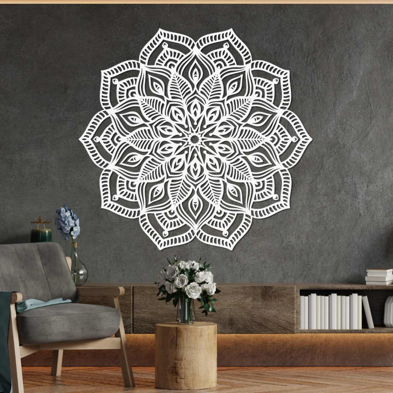 Elegante Holzmandala als Wanddekoration voller Harmonie und Frieden