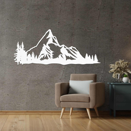 Bergpanorama aus Holz mit präziser Lasergravur an der Wand