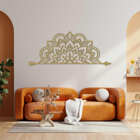 Minimalistisches Holzmandala mit detailliertem Ornament als Designer-Wanddekoration