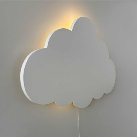 Die LED-Kinderlampe in Wolkenform sorgt für angenehmes Nachtlicht und eine friedliche Atmosphäre.
