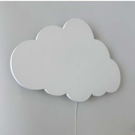 Wandmontierte LED-Lichtdekoration, eine Holzwolke als modernes Nachtlicht für ein Kinderzimmer