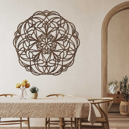 Originale Holzmandala für stilvolle Wohndekoration