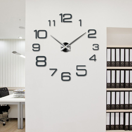 Elegante 3D-Wanduhr mit verspiegelten silbernen Ziffern für Wohnzimmer, Schlafzimmer oder Büro.