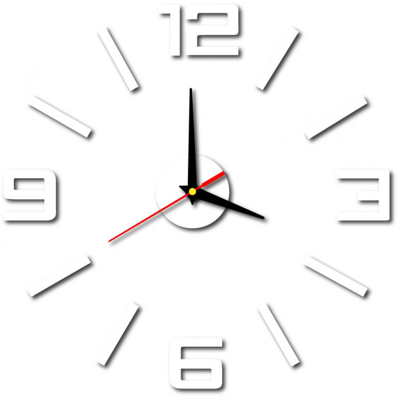 Moderne Wanduhr aus Kunststoff. Eigene Produktion, X-momo