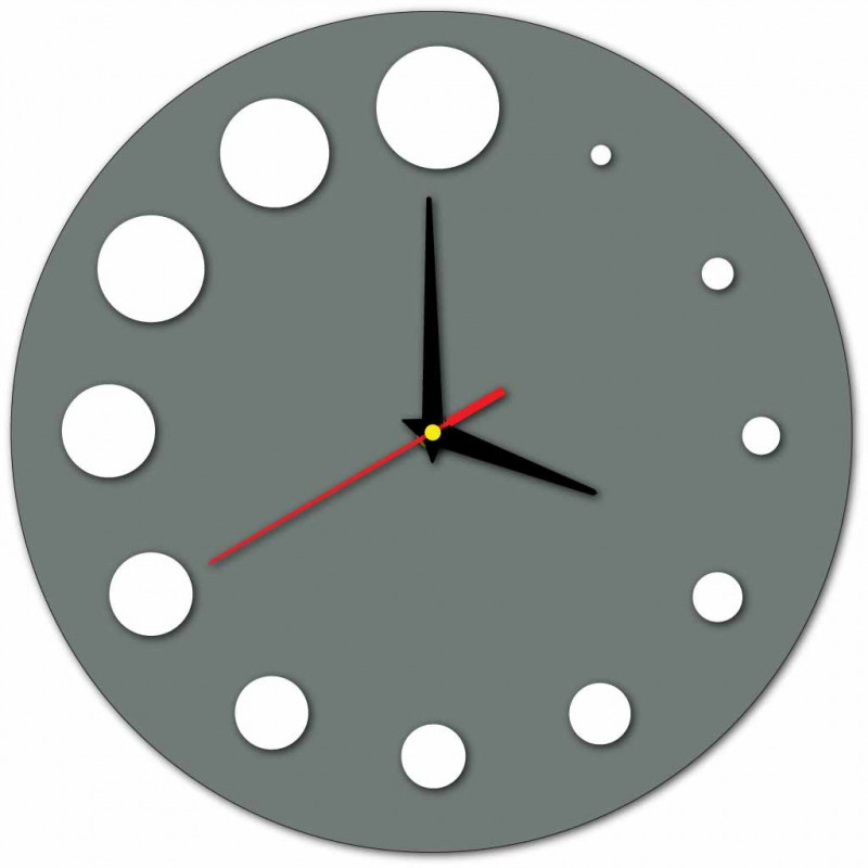 Moderne Wanduhr aus Kunststoff. Eigenproduktion, X-momo