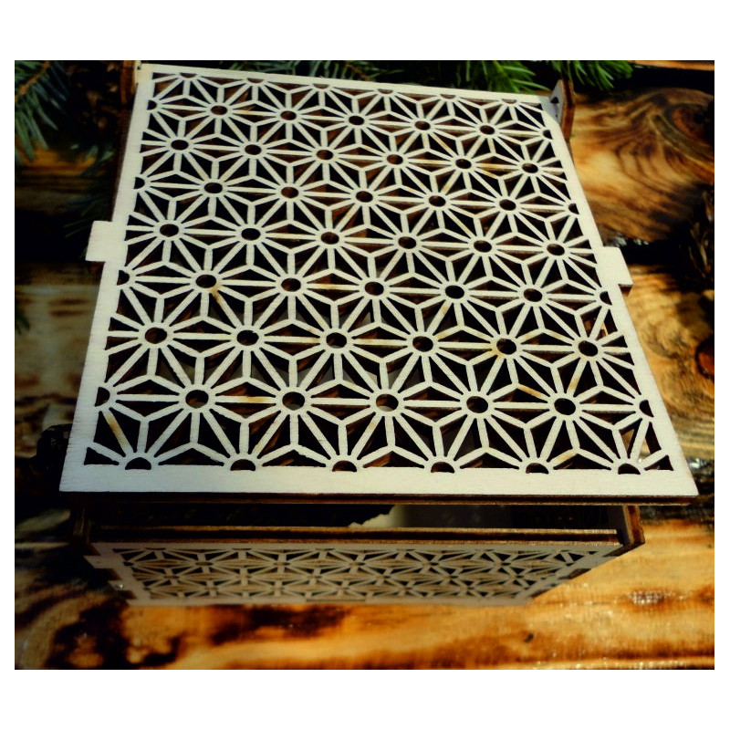 Holz- und Kunststoffdekorationen, Weihnachtsschmuck, Vintage-Accessoires aus Holz