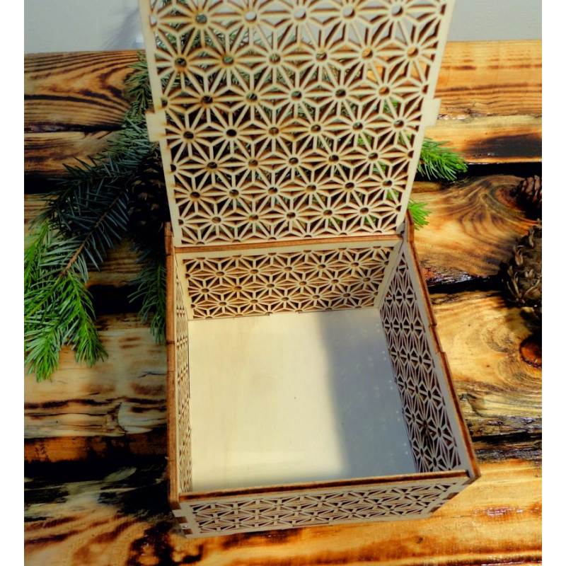 Holz- und Kunststoffdekorationen, Weihnachtsschmuck, Vintage-Accessoires aus Holz