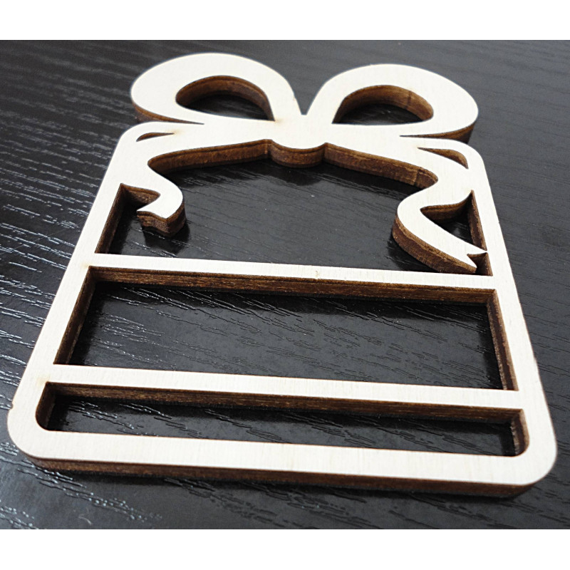 Holz- und Kunststoffornamente, Weihnachtsornamente, Vintage-Accessoires aus Holz