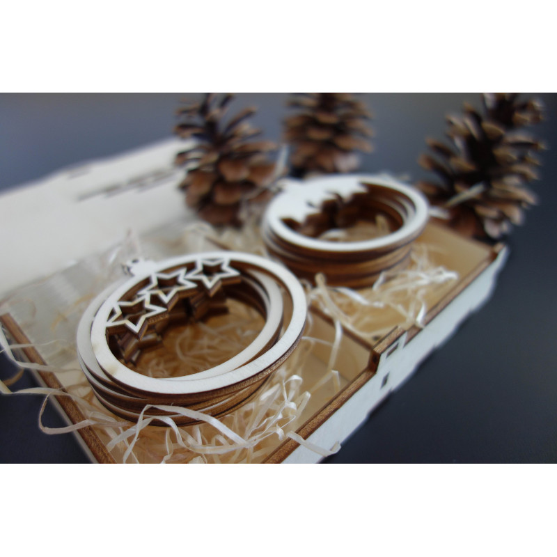 Abmessungen von Ornamenten, Weihnachtsornamenten, Holzaccessoires, Ornamenten aus Holz und Kunststoff