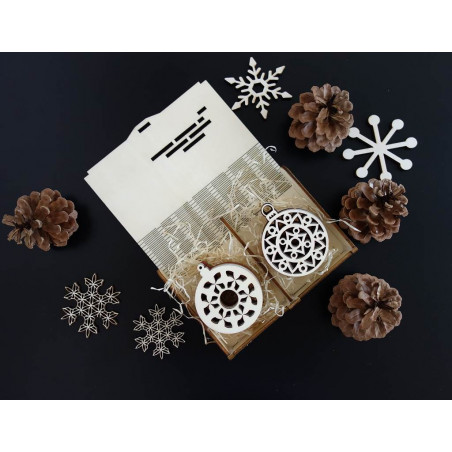 Ornamente aus Holz und Kunststoff, Weihnachtsschmuck, Vintage-Accessoires aus Holz