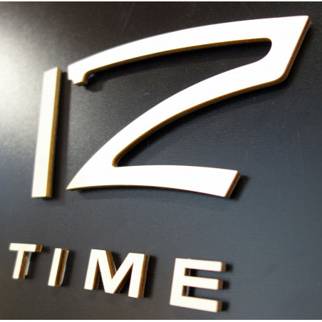 Moderne Wanduhr, Wanduhr aus Holz, Sperrholz