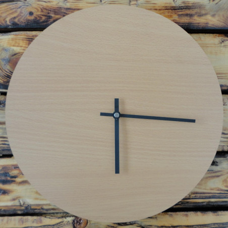 Wanduhr aus farbigem HDF, olivgrün