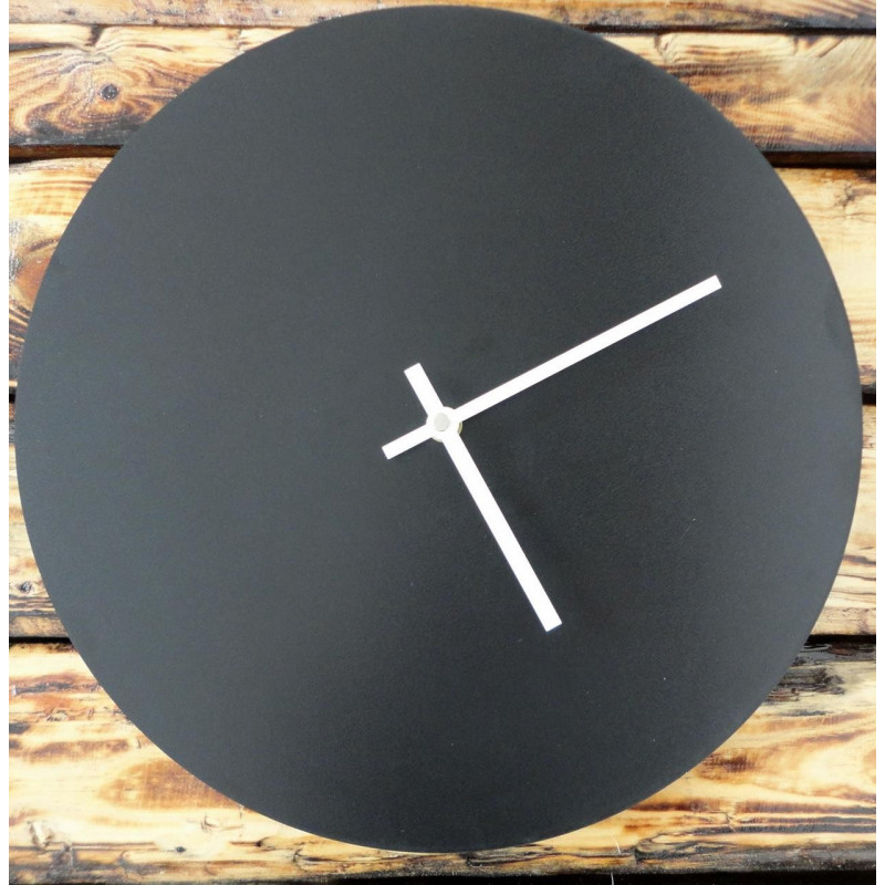 Wanduhr aus farbigem HDF, olivgrün