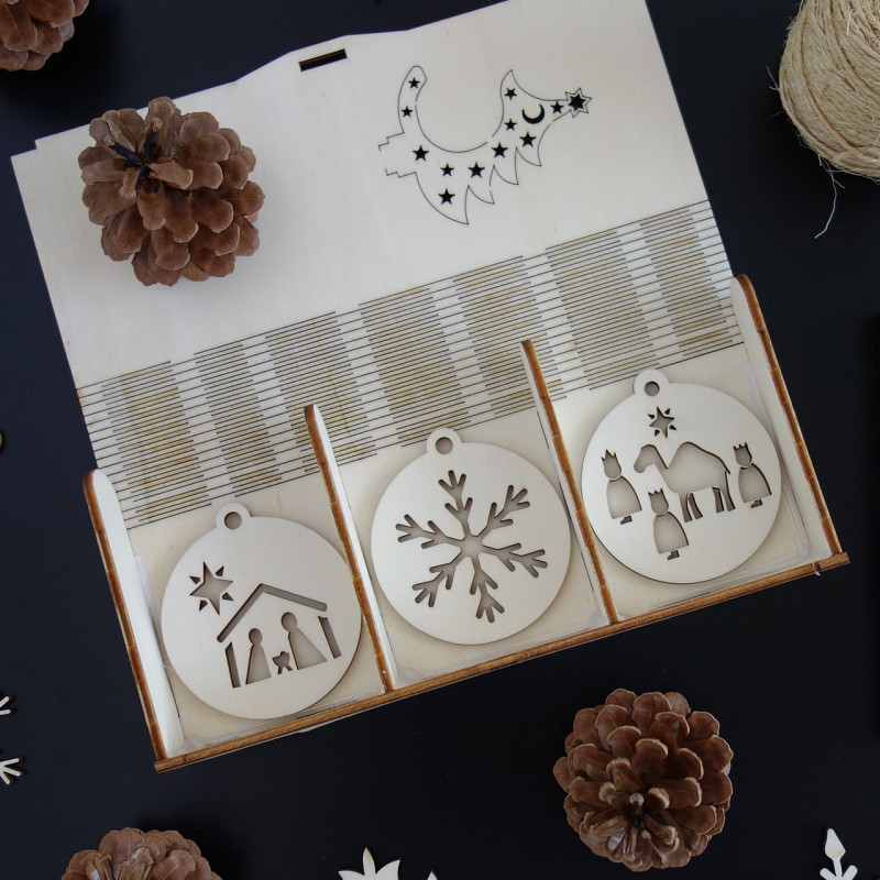 Satz von Weihnachtsdekorationen, die 1 Satz-18 Stücke gefallen werden