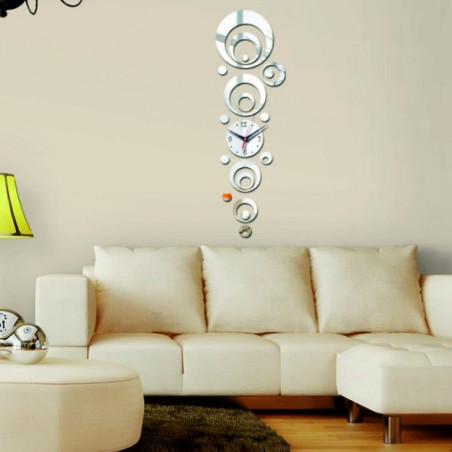 Wanduhr zum SWITCH Wohnzimmer