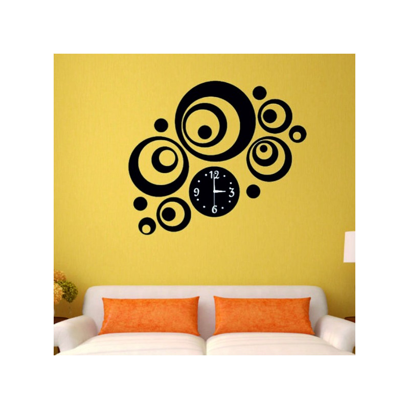 Wanduhr zum SWITCH Wohnzimmer