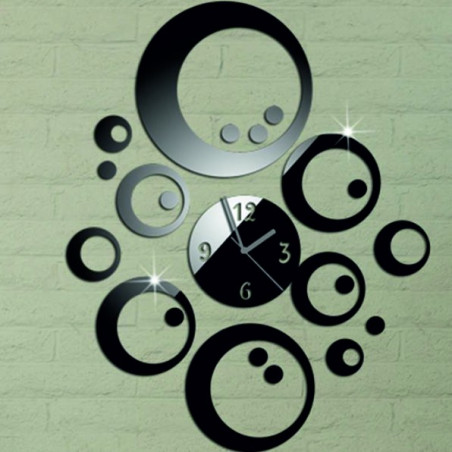 Wanduhr zum SWITCH Wohnzimmer