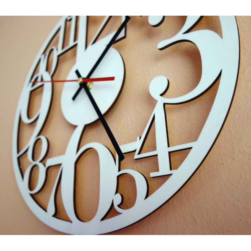 Moderne Wanduhr