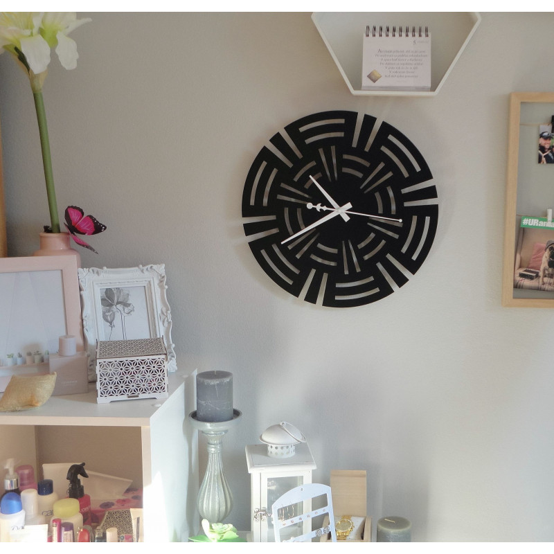 Wanduhr Luxus, Designuhr CUNA